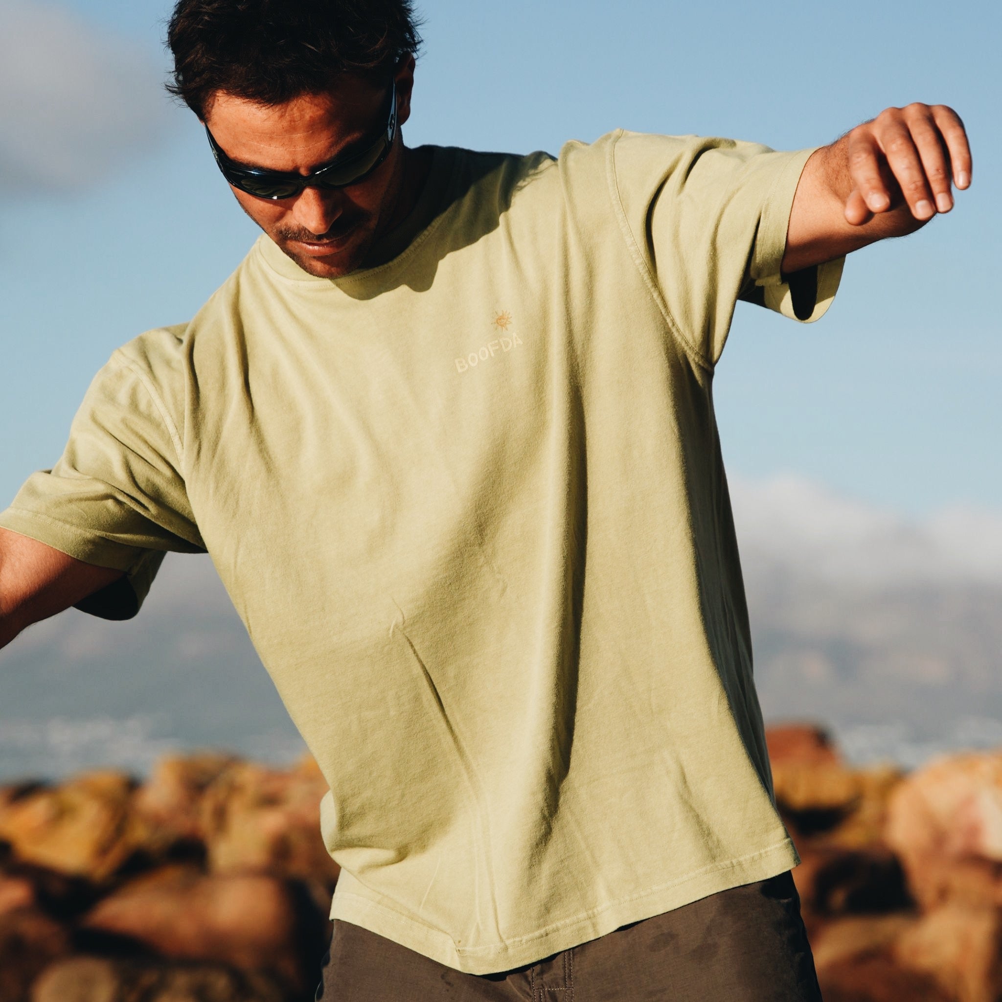 Whale Tee - Pistachio