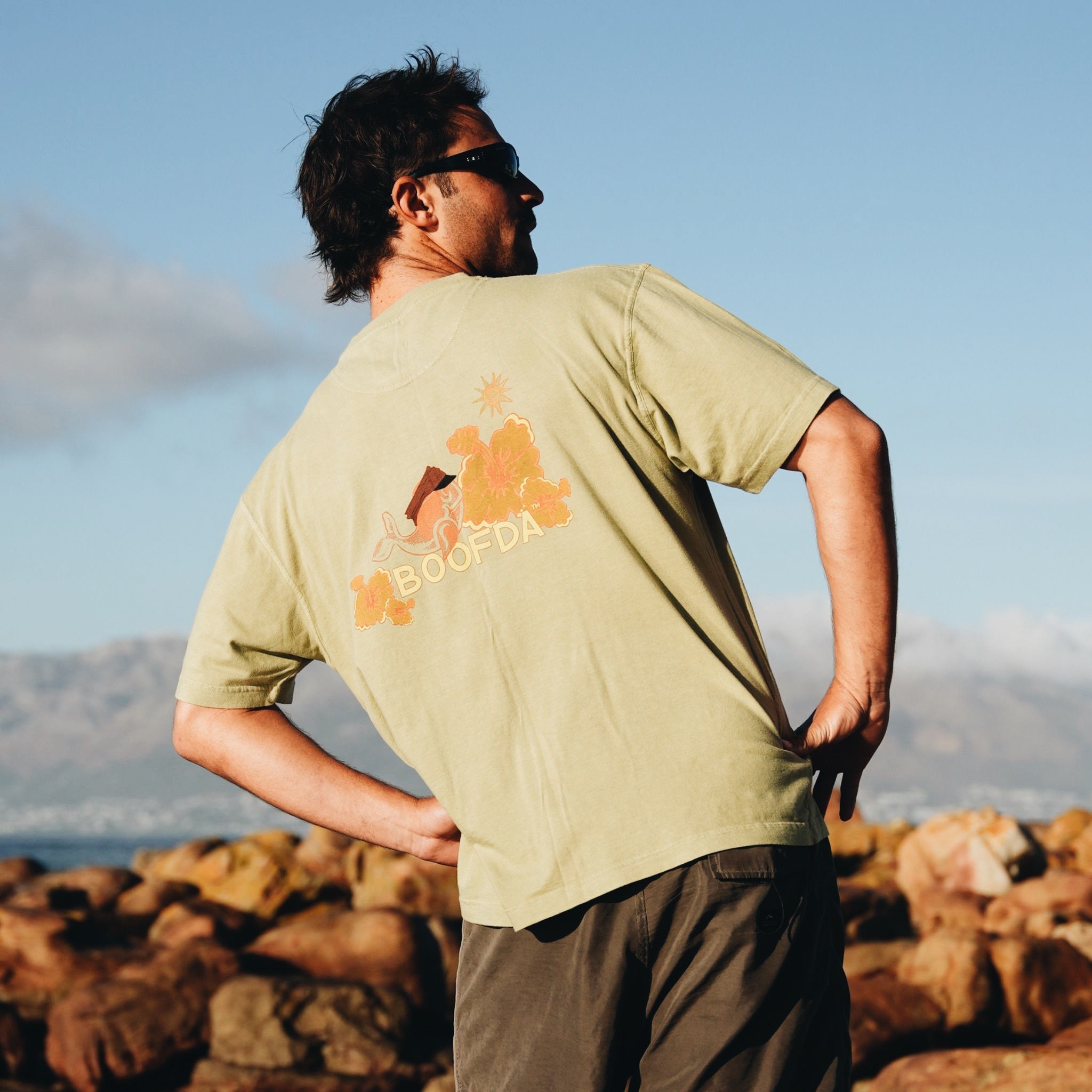 Whale Tee - Pistachio
